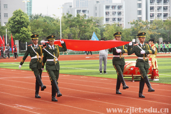 1477455778122627.jpg 运动会2.jpg